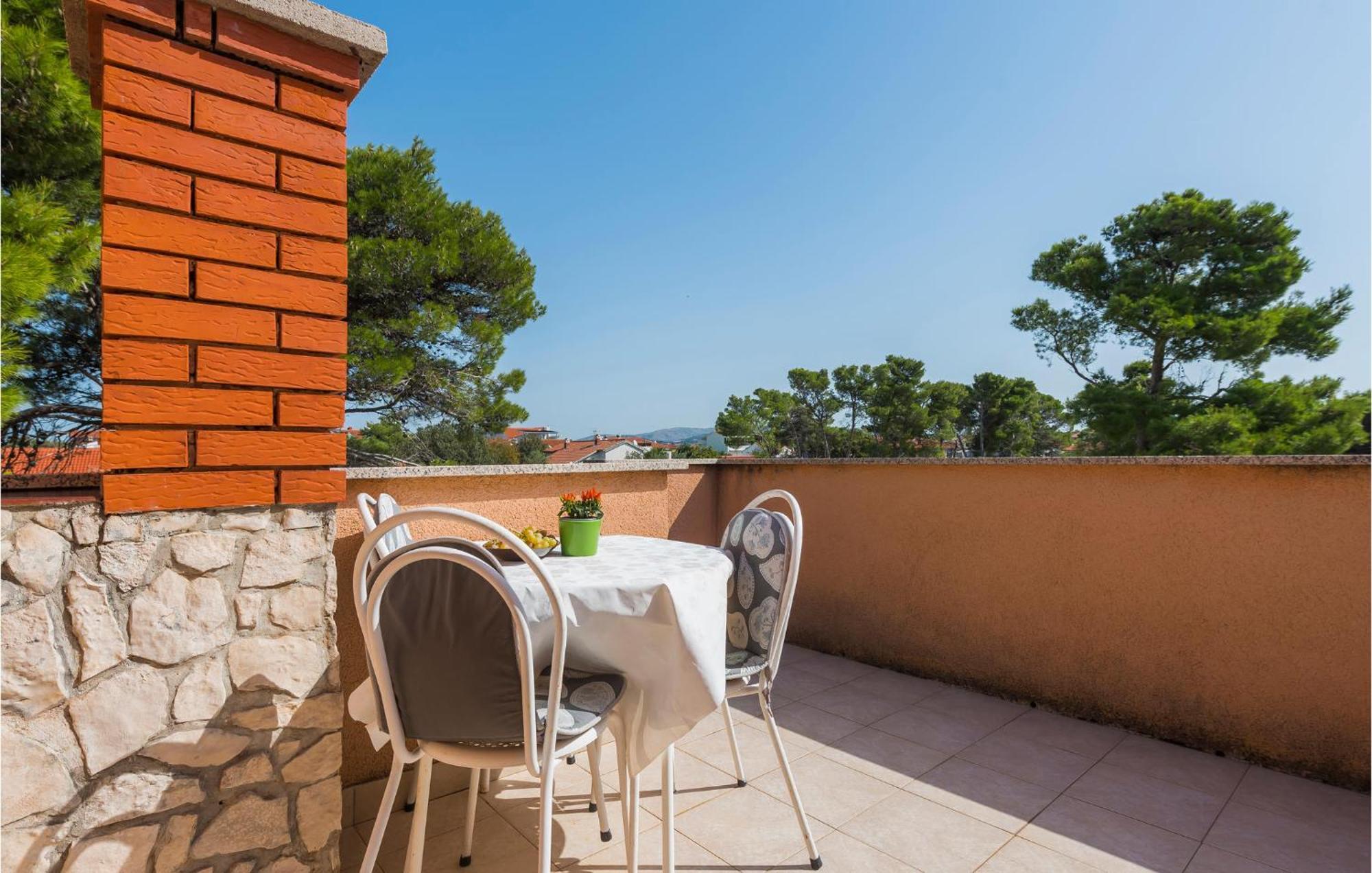 Awesome Apartment In Jadrija With Wifi Εξωτερικό φωτογραφία