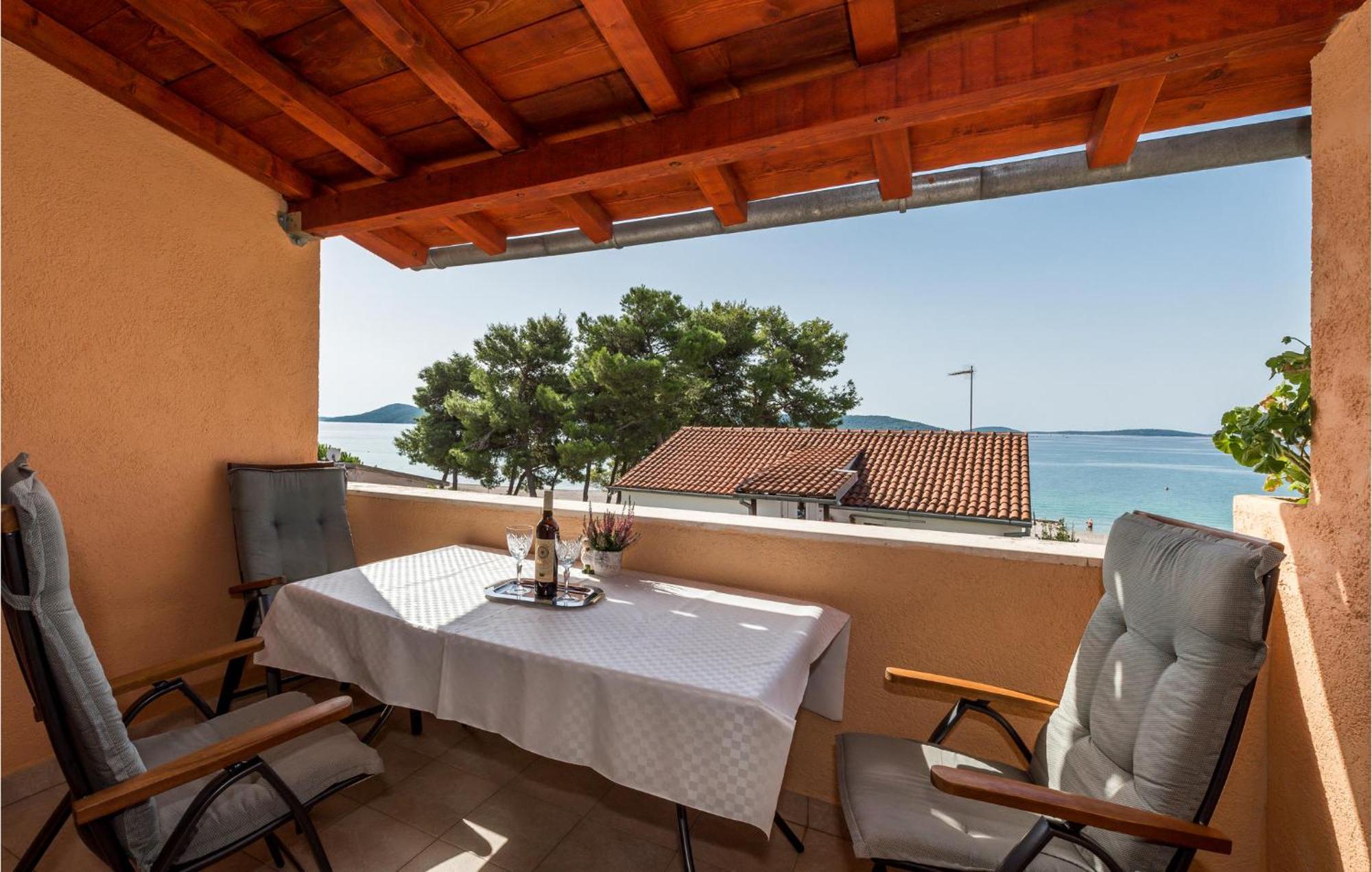Awesome Apartment In Jadrija With Wifi Εξωτερικό φωτογραφία