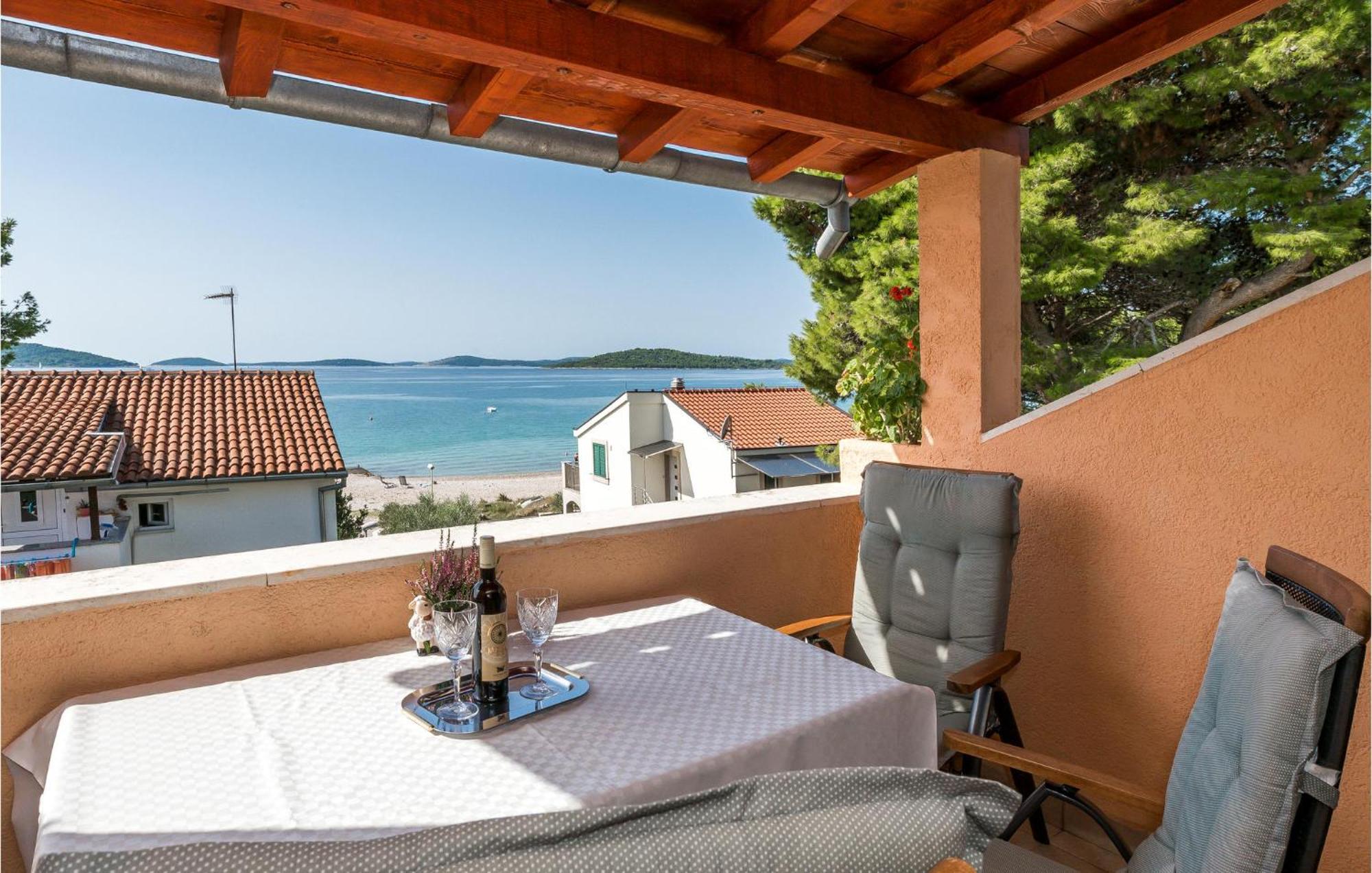 Awesome Apartment In Jadrija With Wifi Εξωτερικό φωτογραφία