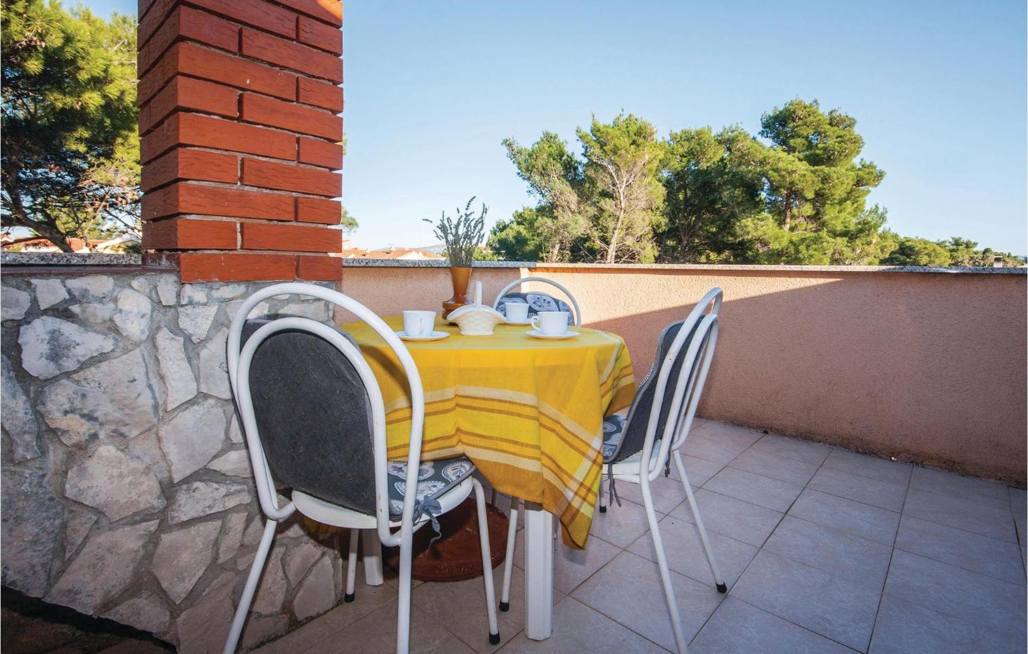 Awesome Apartment In Jadrija With Wifi Εξωτερικό φωτογραφία