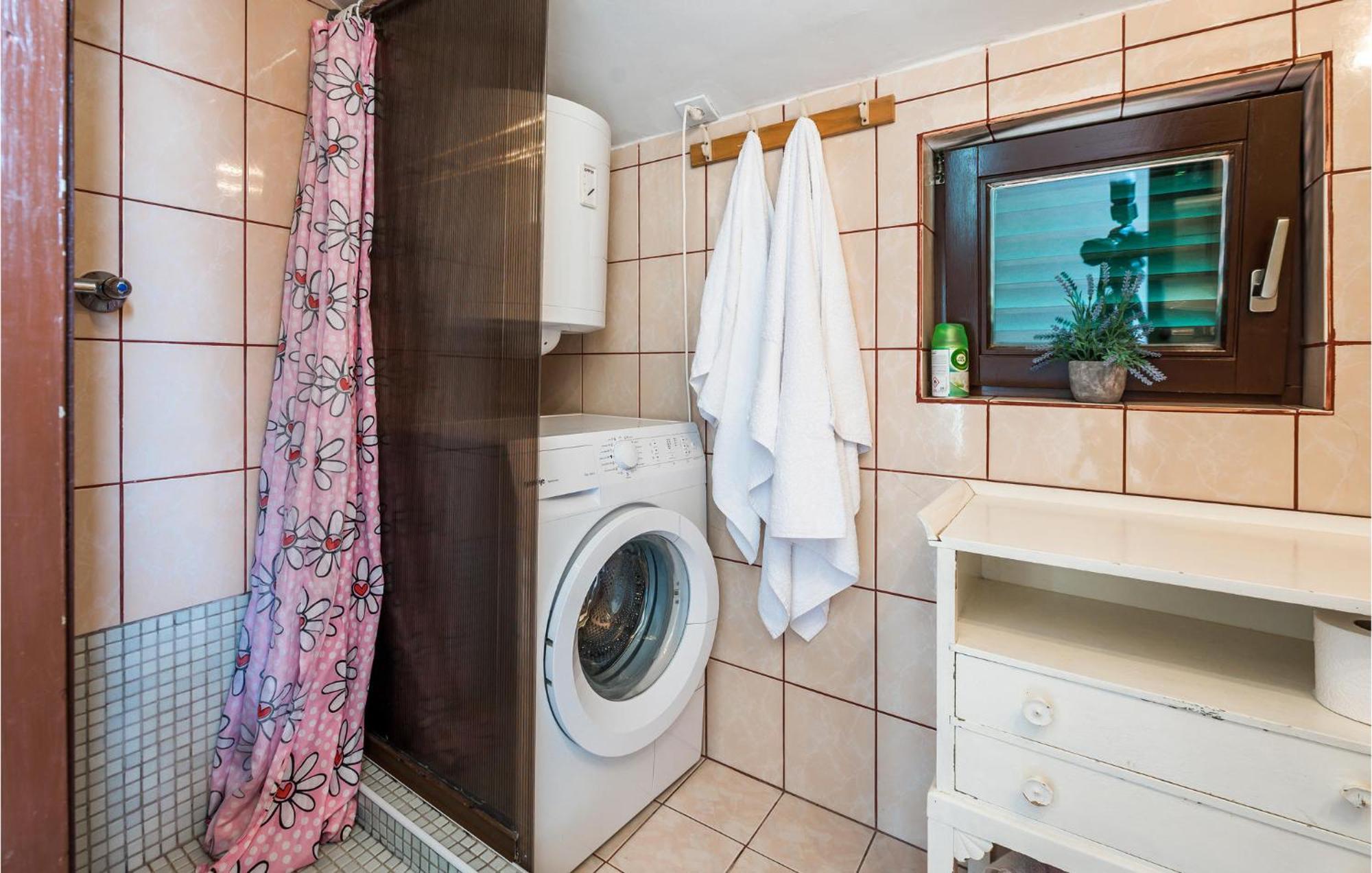 Awesome Apartment In Jadrija With Wifi Εξωτερικό φωτογραφία